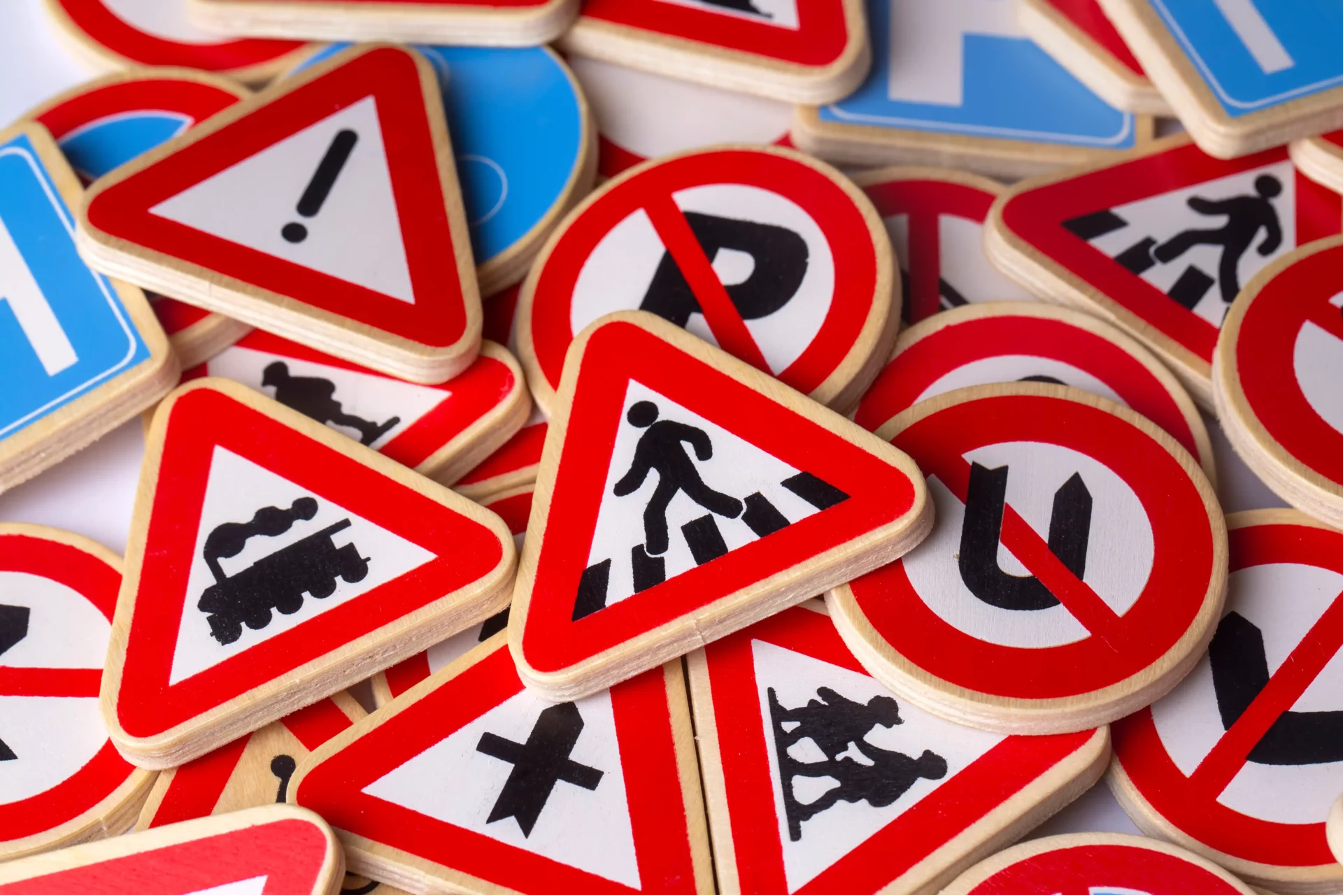 Top 8 Gevaarsborden om te Kennen